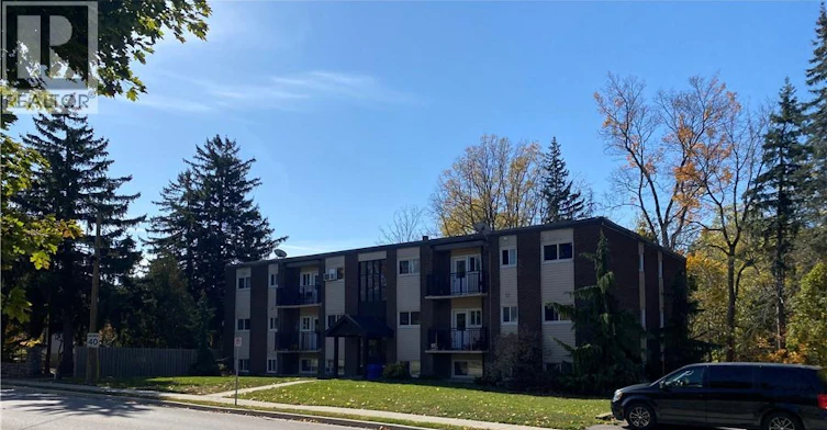3-154 Elgin Street N, Cambridge, ON, N1R 5H8 - 2