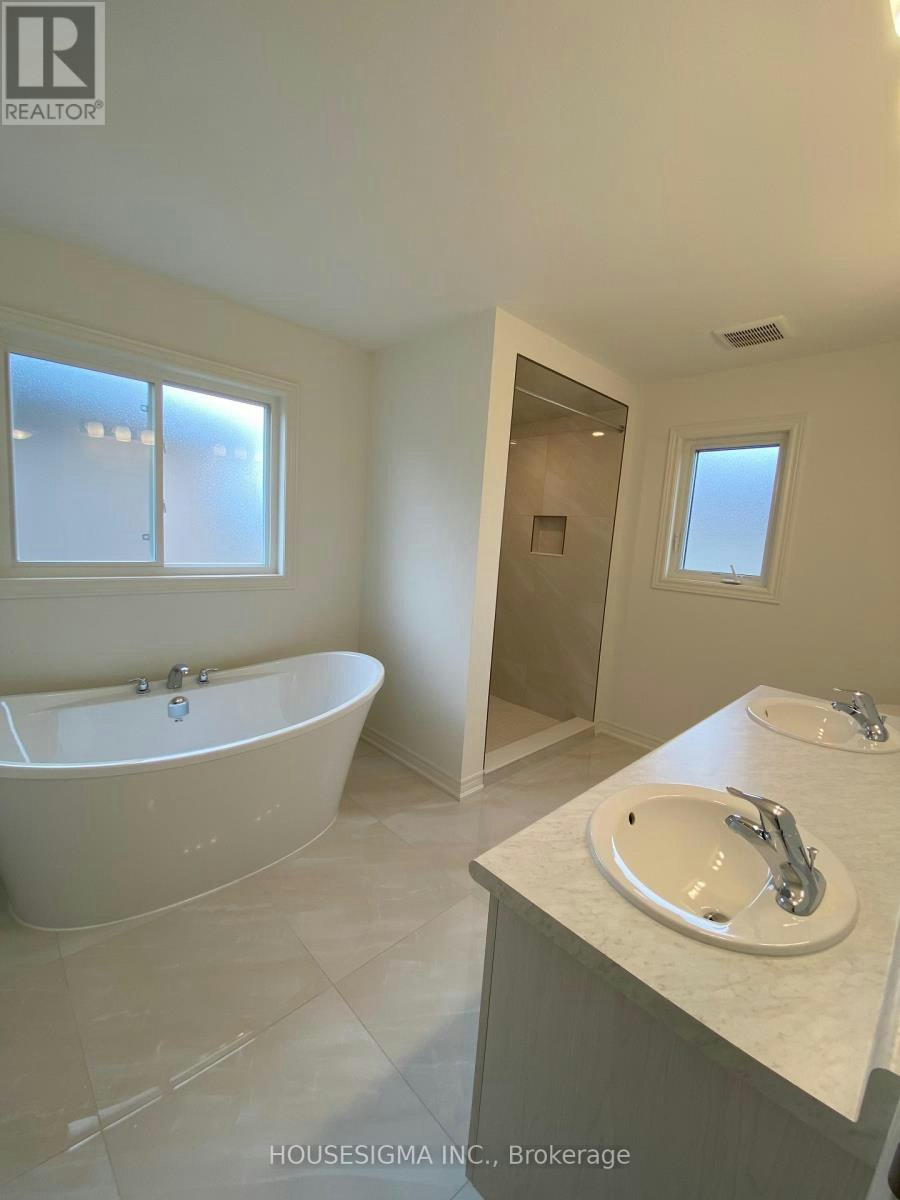 20 Overholt Drive, Thorold, ON, L2V 0G5 - 6