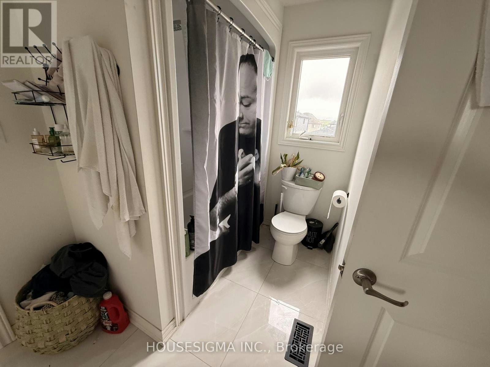 20 Overholt Drive, Thorold, ON, L2V 0G5 - 8