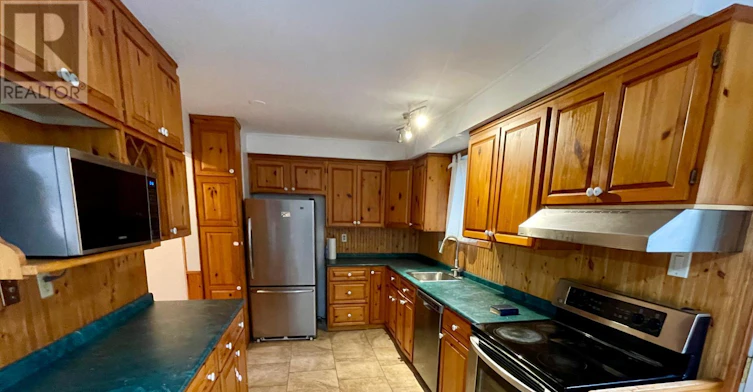 40 Plumridge Court, Ajax, ON, L1S 3Z8 - 6