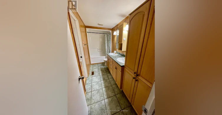 40 Plumridge Court, Ajax, ON, L1S 3Z8 - 11