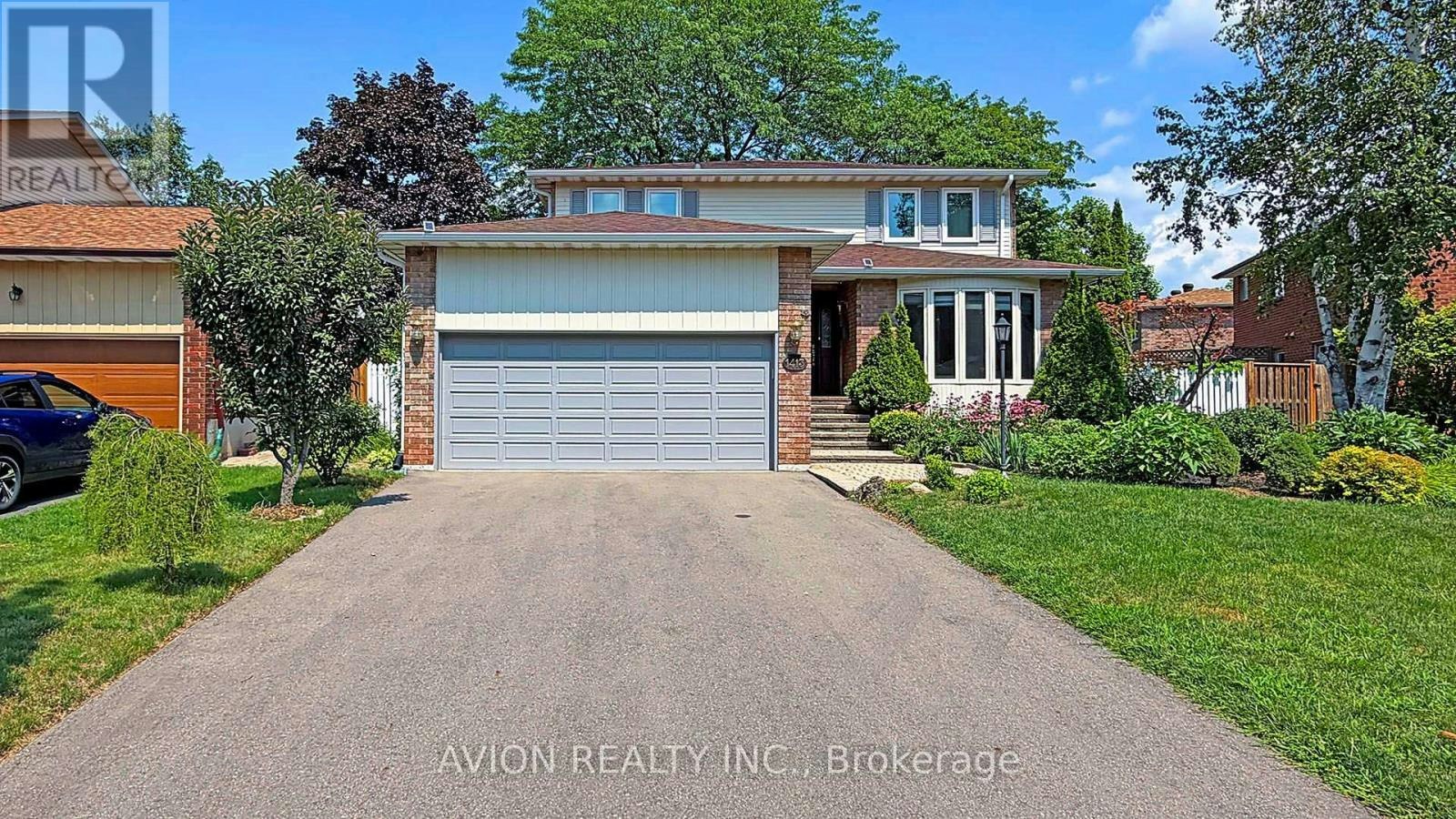 1413 Harmsworth Square, Oakville, ON, L6H 3E7