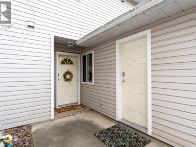 8-4404 Pleasant Valley Road - 3