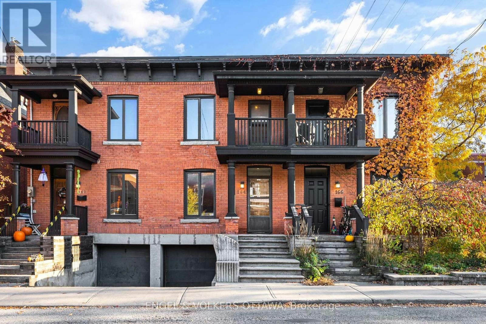 164 Third Avenue, Ottawa, ON, K1S 2K1