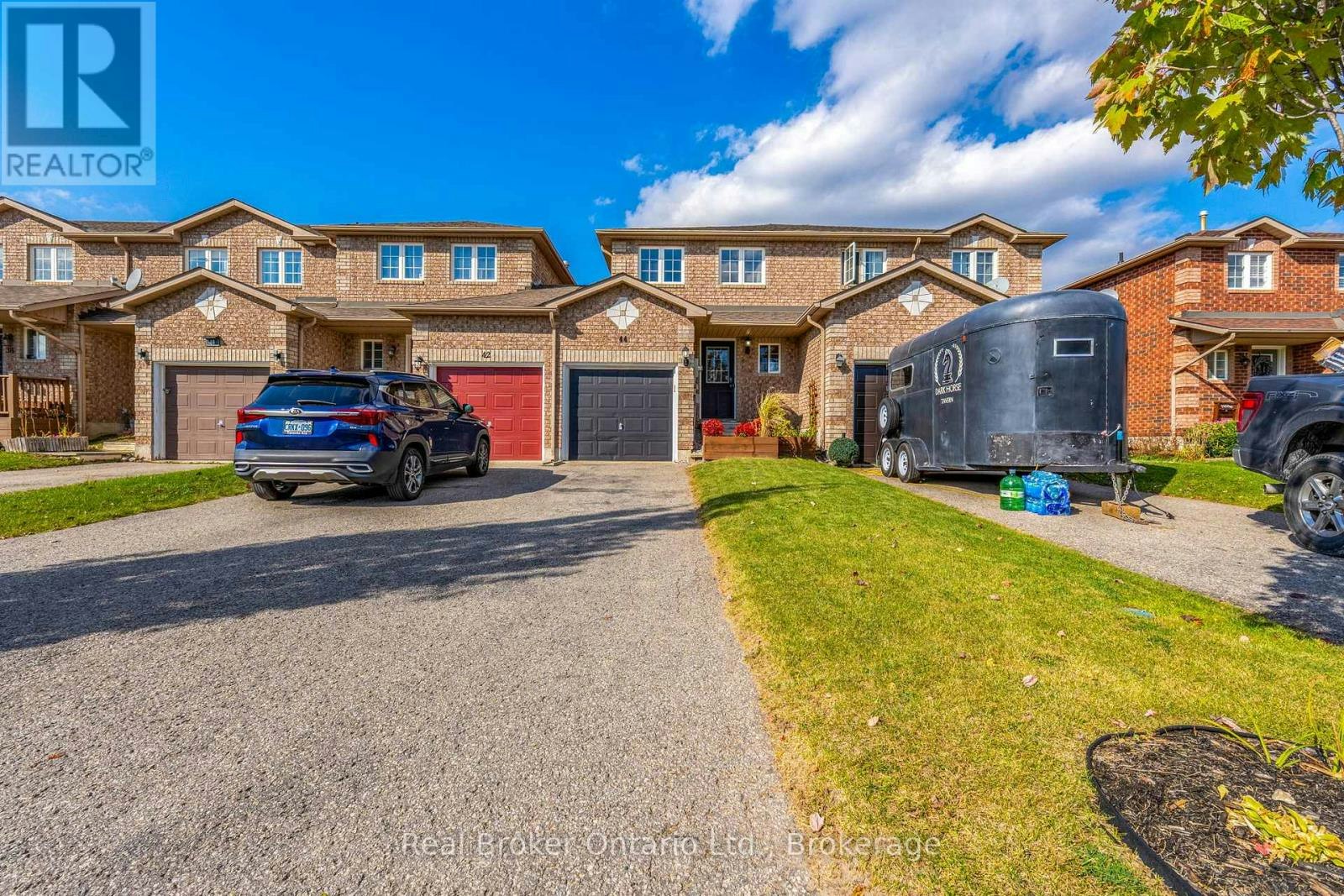 44 Monarchy Street, Barrie, ON, L4M 7K1