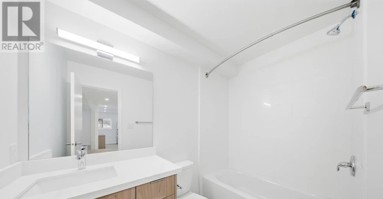 303-23 Downes Avenue, Prince Edward County, ON, K0K 2T0 - 8
