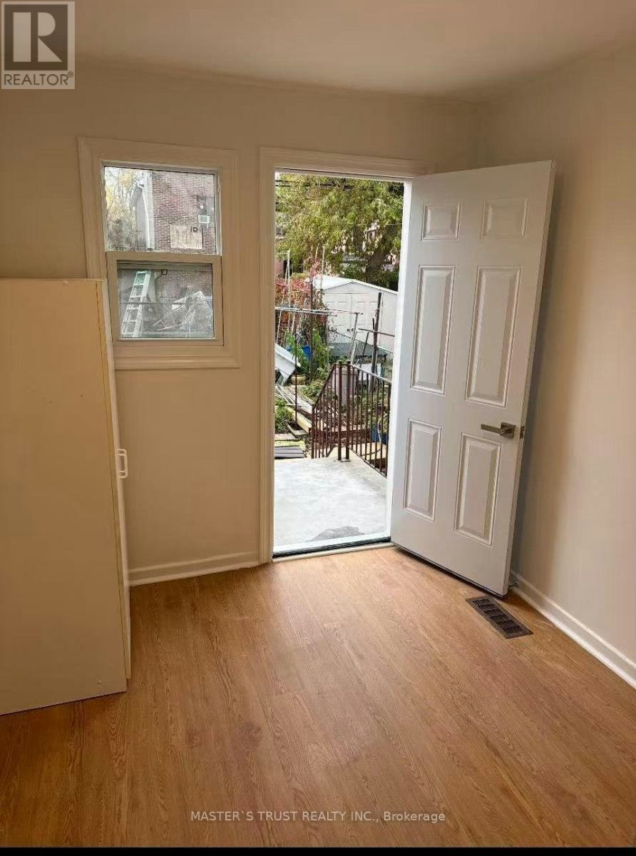 841 Dupont Street, Toronto, ON, M6G 1Z7 - 3