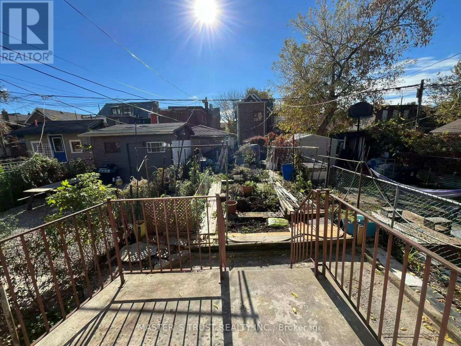 841 Dupont Street, Toronto, ON, M6G 1Z7 - 5