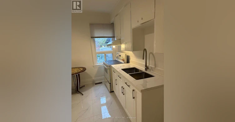 841 Dupont Street, Toronto, ON, M6G 1Z7