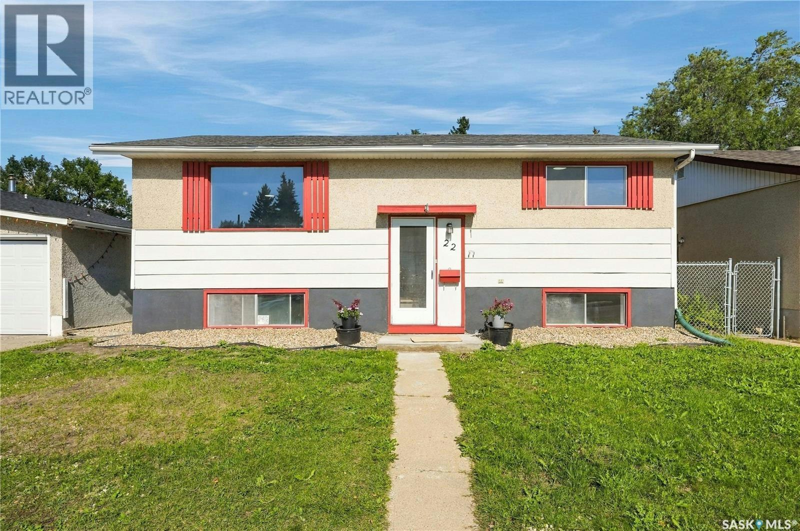 22 Ramsay Court, Saskatoon, SK, S7H 4H1