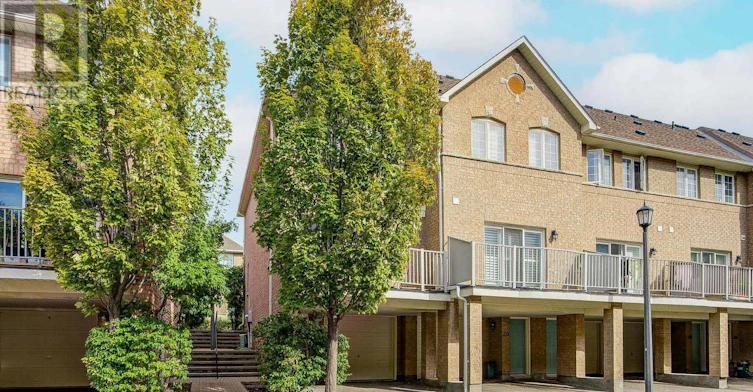 272-23 Observatory Lane, Richmond Hill, ON, L4C 0M7 - 2