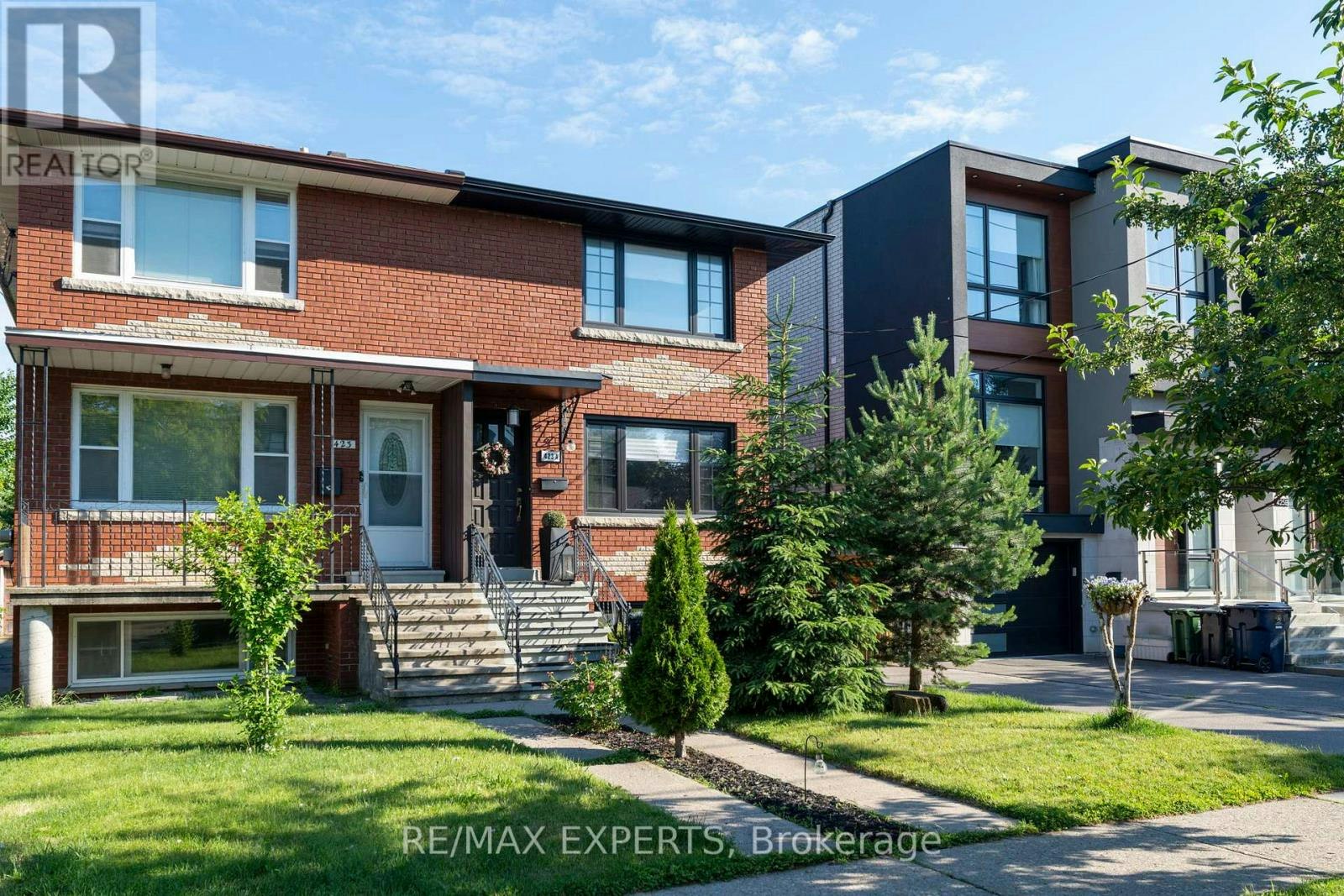 BSMT-423A Valermo Drive, Toronto, ON, M8W 2L8