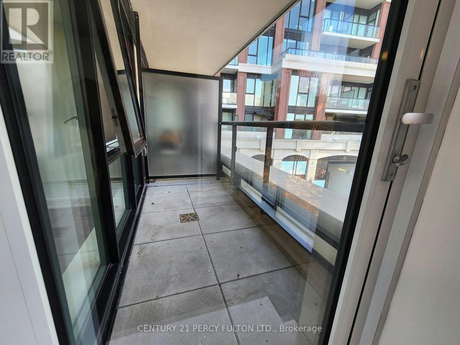 R215-18 Millwood Road, Toronto, ON, M4S 0C2 - 4