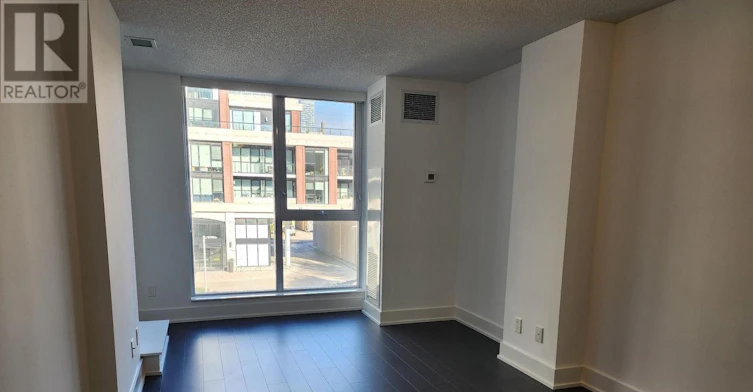 R215-18 Millwood Road, Toronto, ON, M4S 0C2 - 2