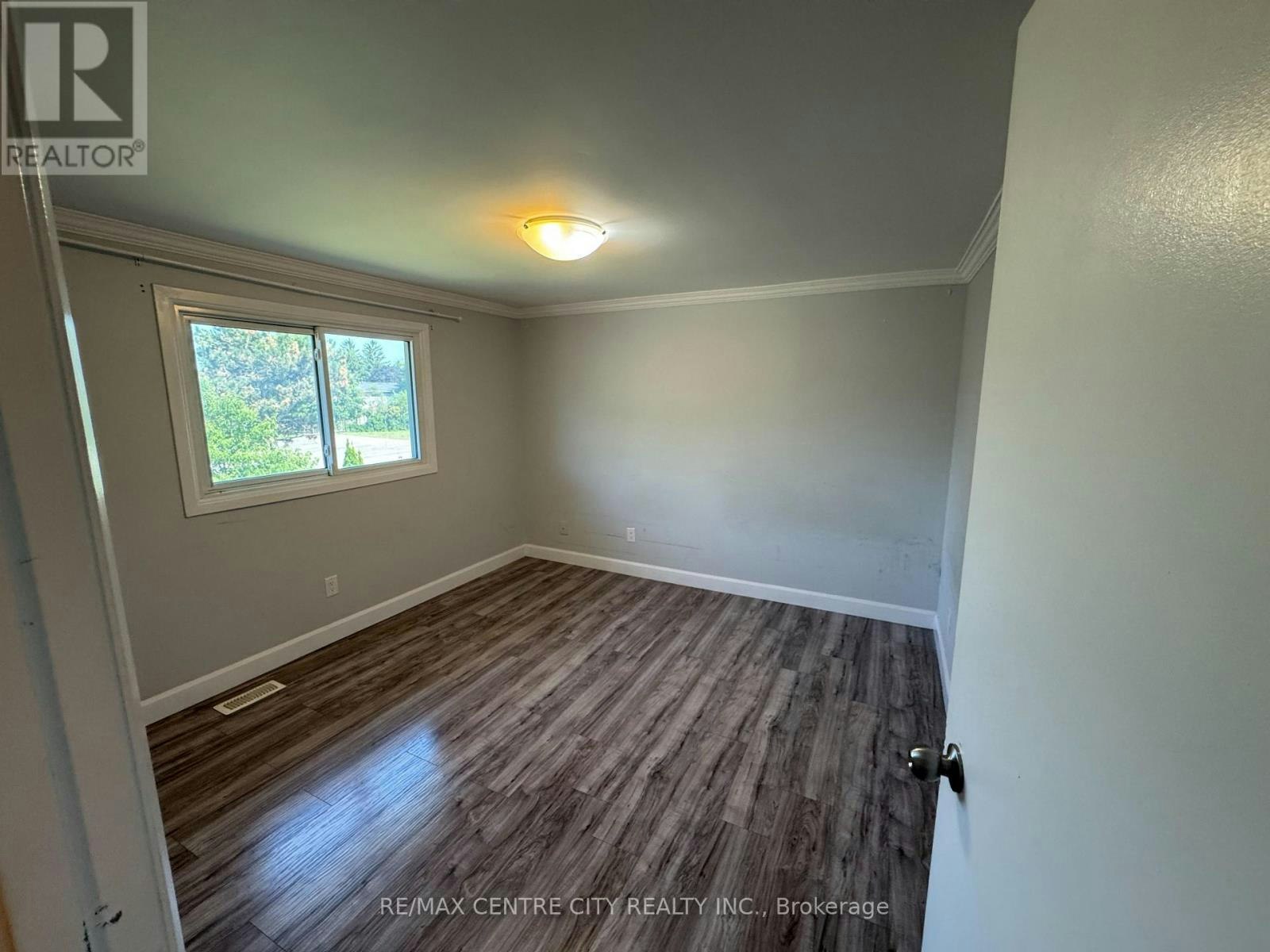 870 Wellingsboro Road, London, ON, N6E 1Y5 - 14