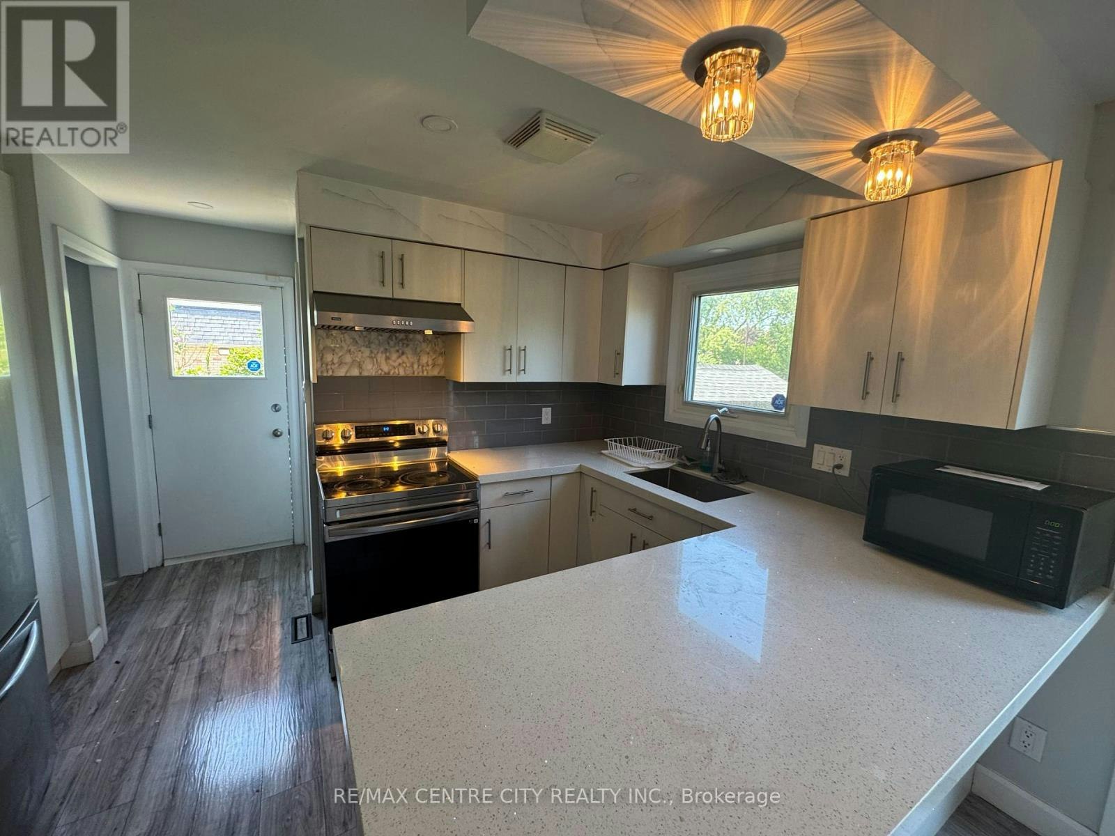 870 Wellingsboro Road, London, ON, N6E 1Y5 - 11