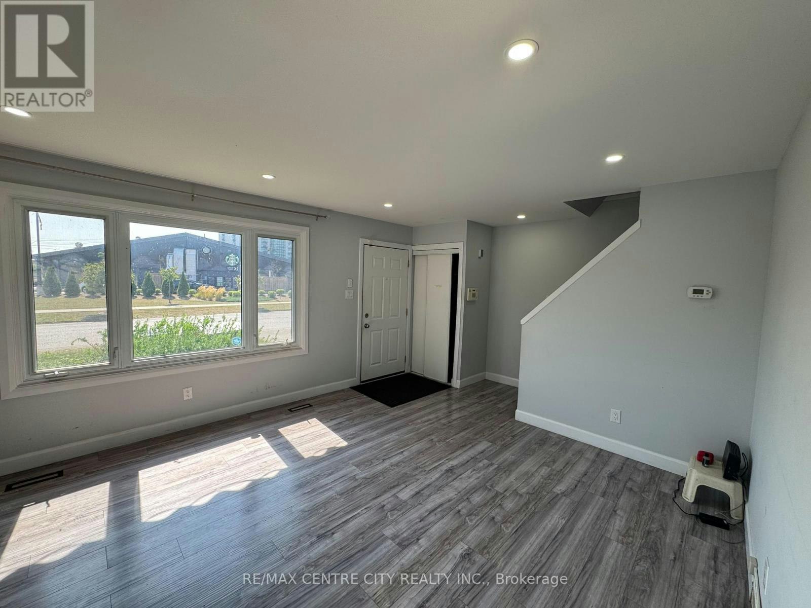 870 Wellingsboro Road, London, ON, N6E 1Y5 - 5