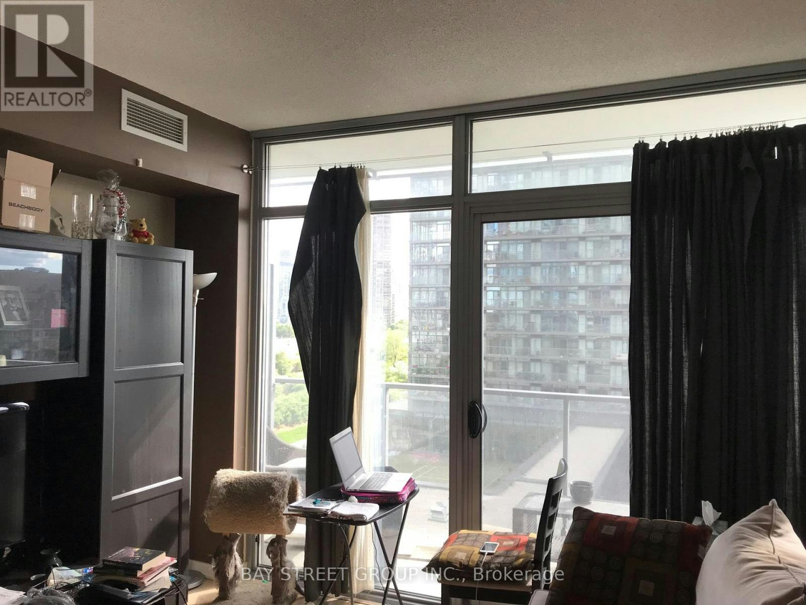 611-103 The Queensway, Toronto, ON, M6S 5B3 - 6