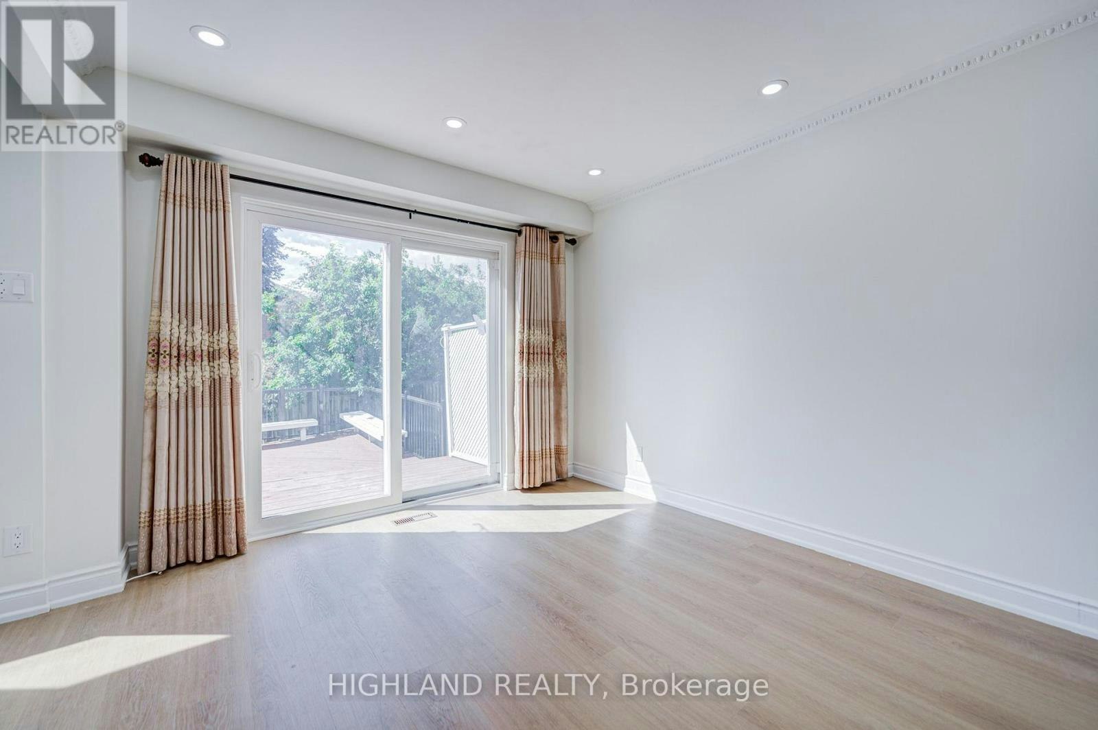4066 Wycliffe Way, Mississauga, ON, L5C 3S1 - 8