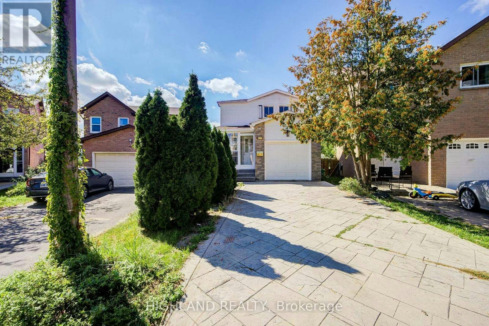 4066 Wycliffe Way, Mississauga, ON, L5C 3S1 - 2