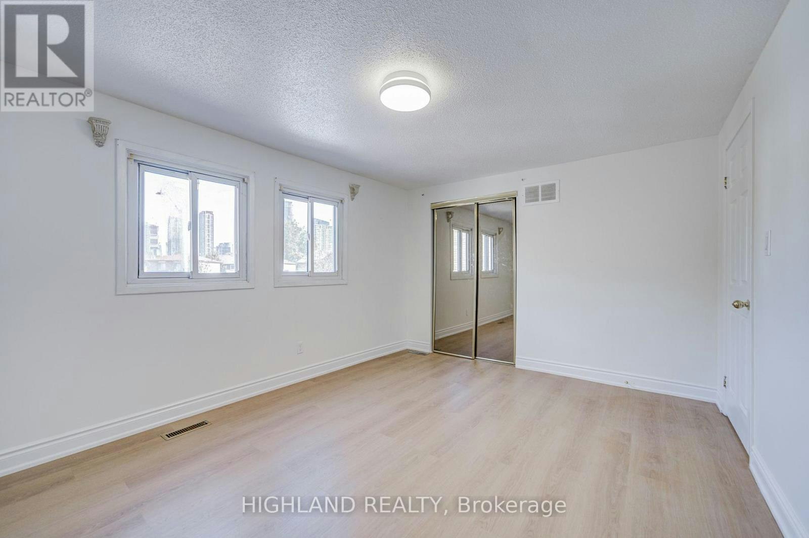 4066 Wycliffe Way, Mississauga, ON, L5C 3S1 - 16