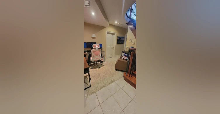 22 Royal Ridge Crescent, Vaughan, ON, L6A 2T1 - 14