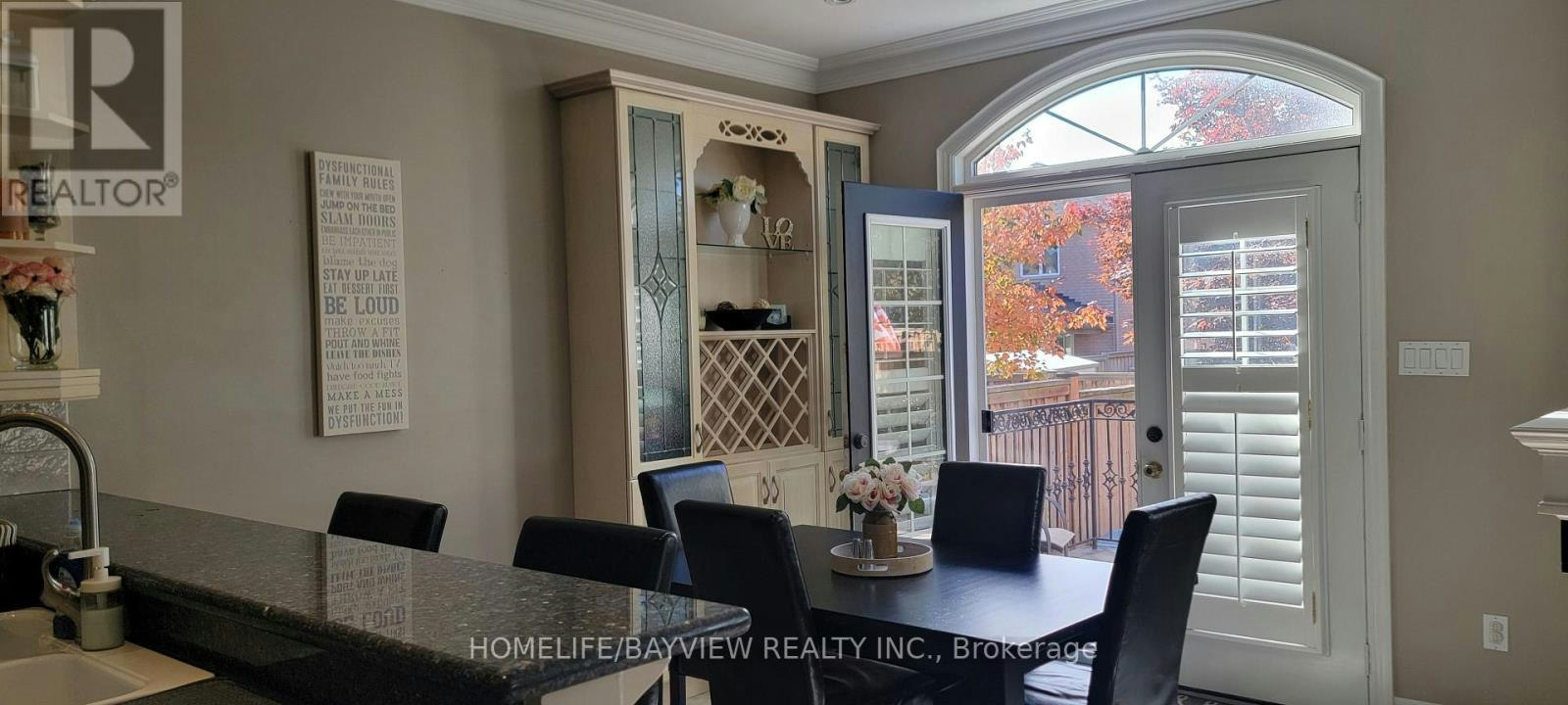 22 Royal Ridge Crescent, Vaughan, ON, L6A 2T1 - 4