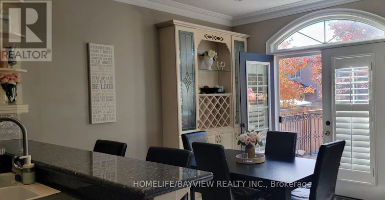 22 Royal Ridge Crescent, Vaughan, ON, L6A 2T1 - 4