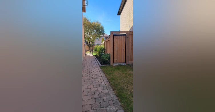 22 Royal Ridge Crescent, Vaughan, ON, L6A 2T1 - 19