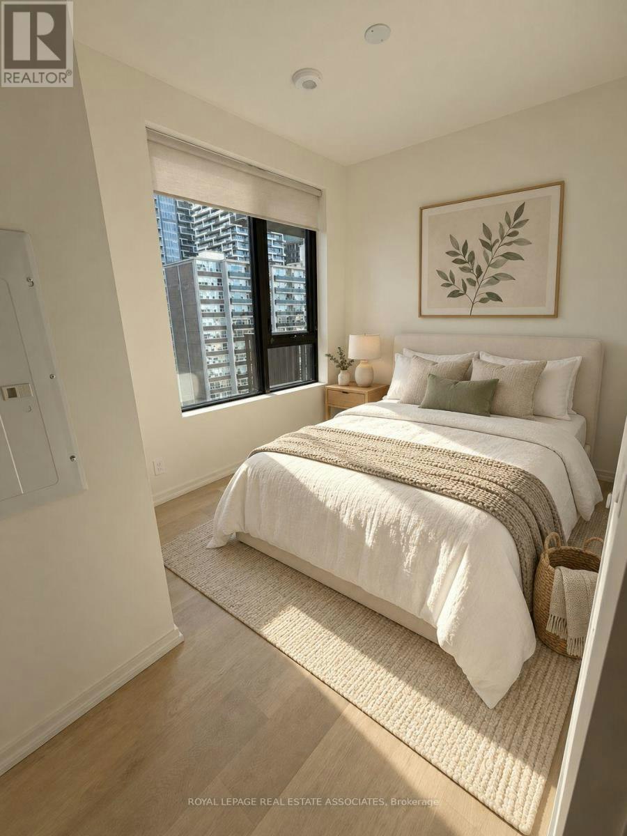 1607-109 Erskine Avenue, Toronto, ON, M4P 0G6 - 9