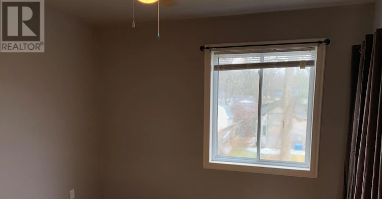 303 Annshiela Drive, Georgina, ON, L4P 3A6 - 6