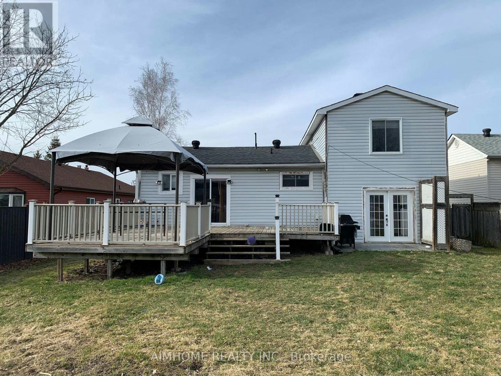303 Annshiela Drive, Georgina, ON, L4P 3A6 - 10
