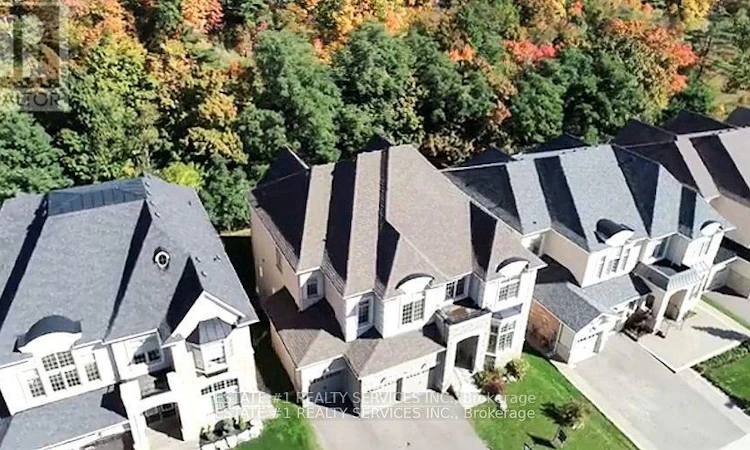 7 Astrania Way