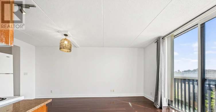 2737 Keele Street, Toronto, ON, M3M 2E9 - 23