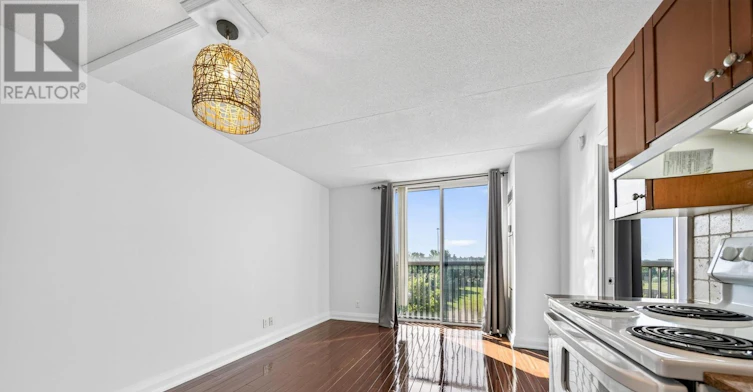 2737 Keele Street, Toronto, ON, M3M 2E9 - 21