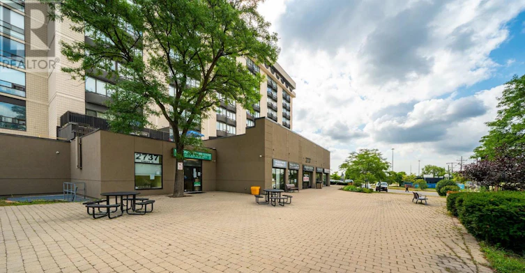 2737 Keele Street, Toronto, ON, M3M 2E9 - 6