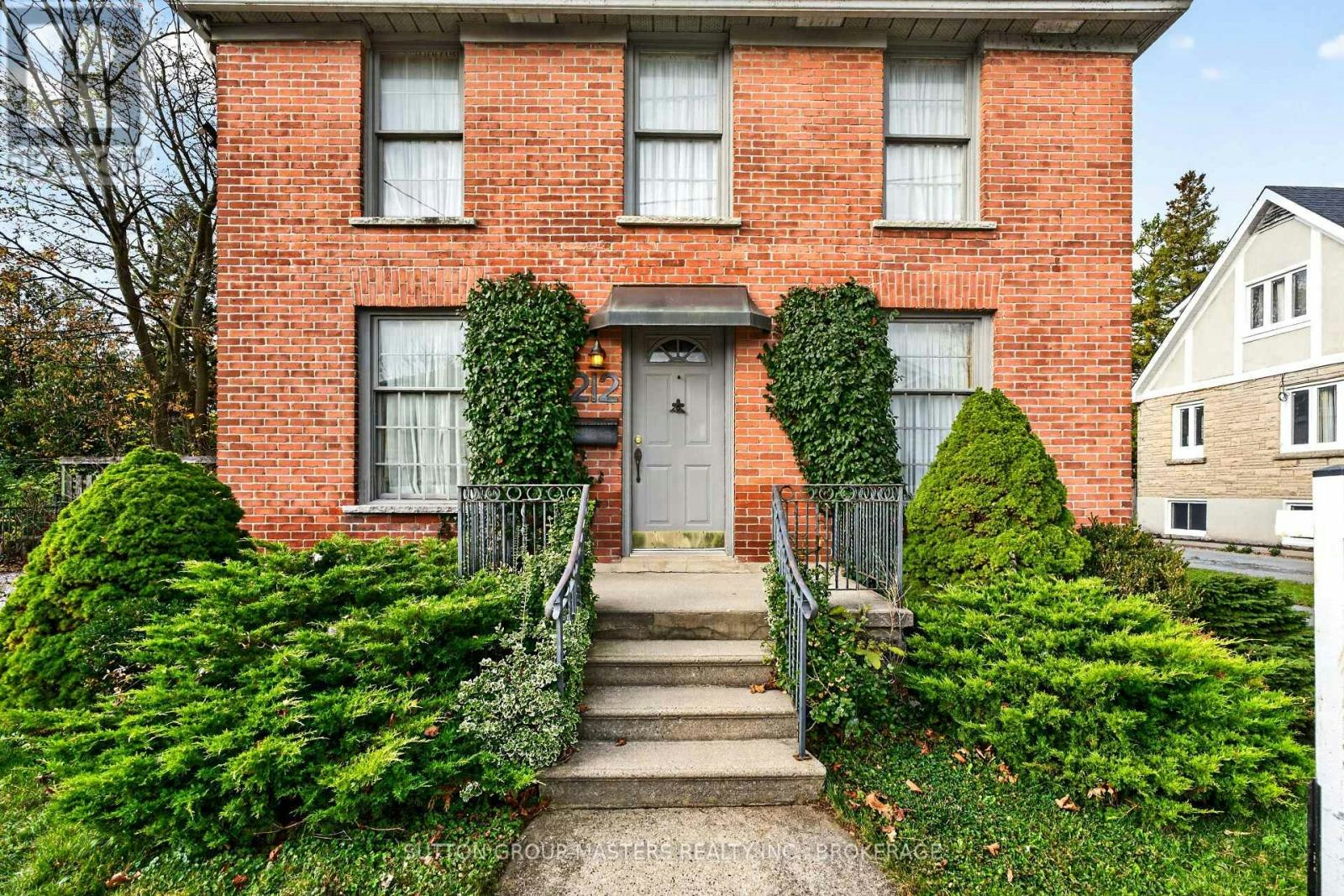 212 Macdonnell Street, Kingston, ON, K7L 4C2