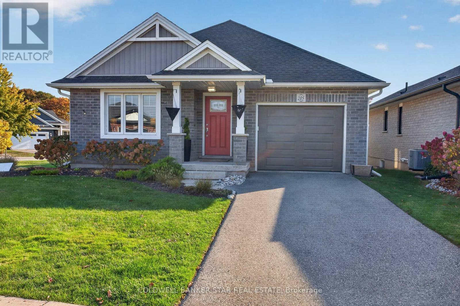 205 Emery Street, Port Stanley, ON, N5L 0A5