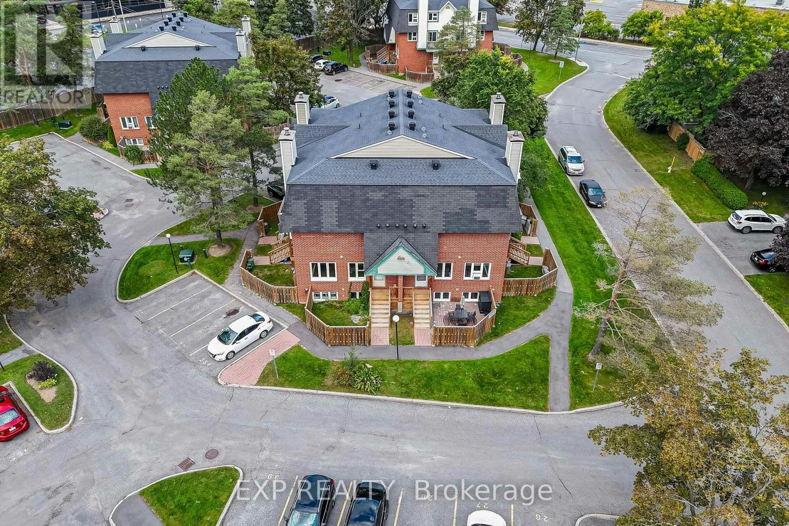 107-6 Terrace Drive W, Ottawa, ON, K2H 9J2
