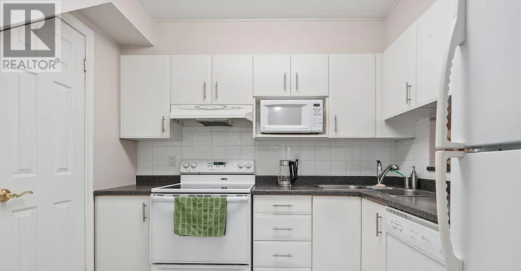 L-313 St Patrick Street, Ottawa, ON, K1N 5K6 - 9