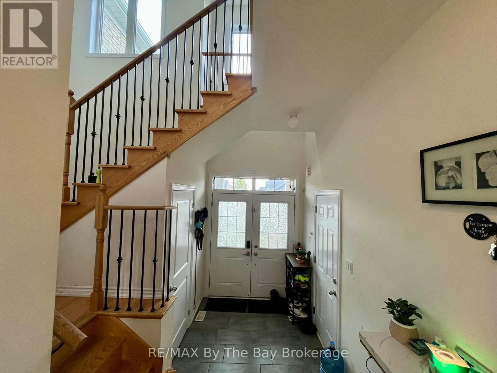 5 Bianca Crescent, Wasaga Beach, ON, L9Z 0H7 - 2