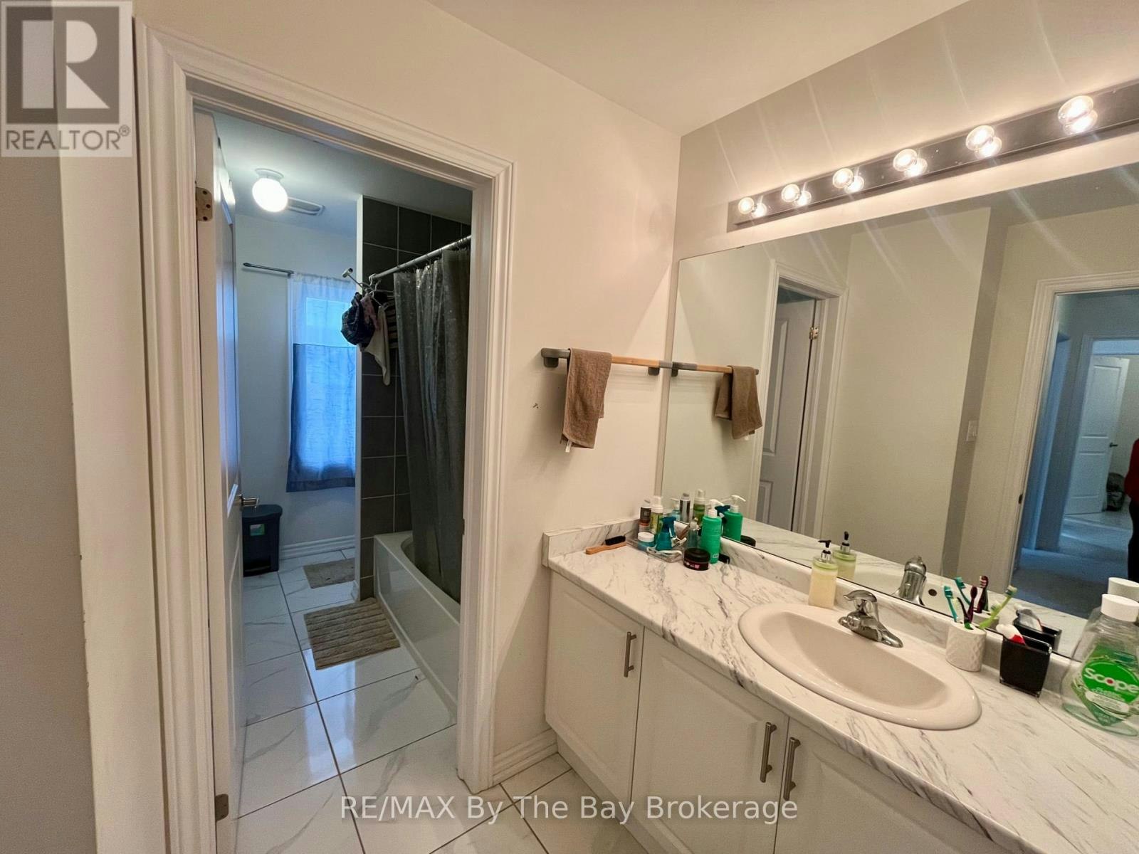 5 Bianca Crescent, Wasaga Beach, ON, L9Z 0H7 - 11