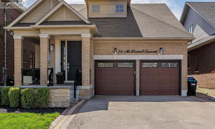 74 Mcdonnell Crescent