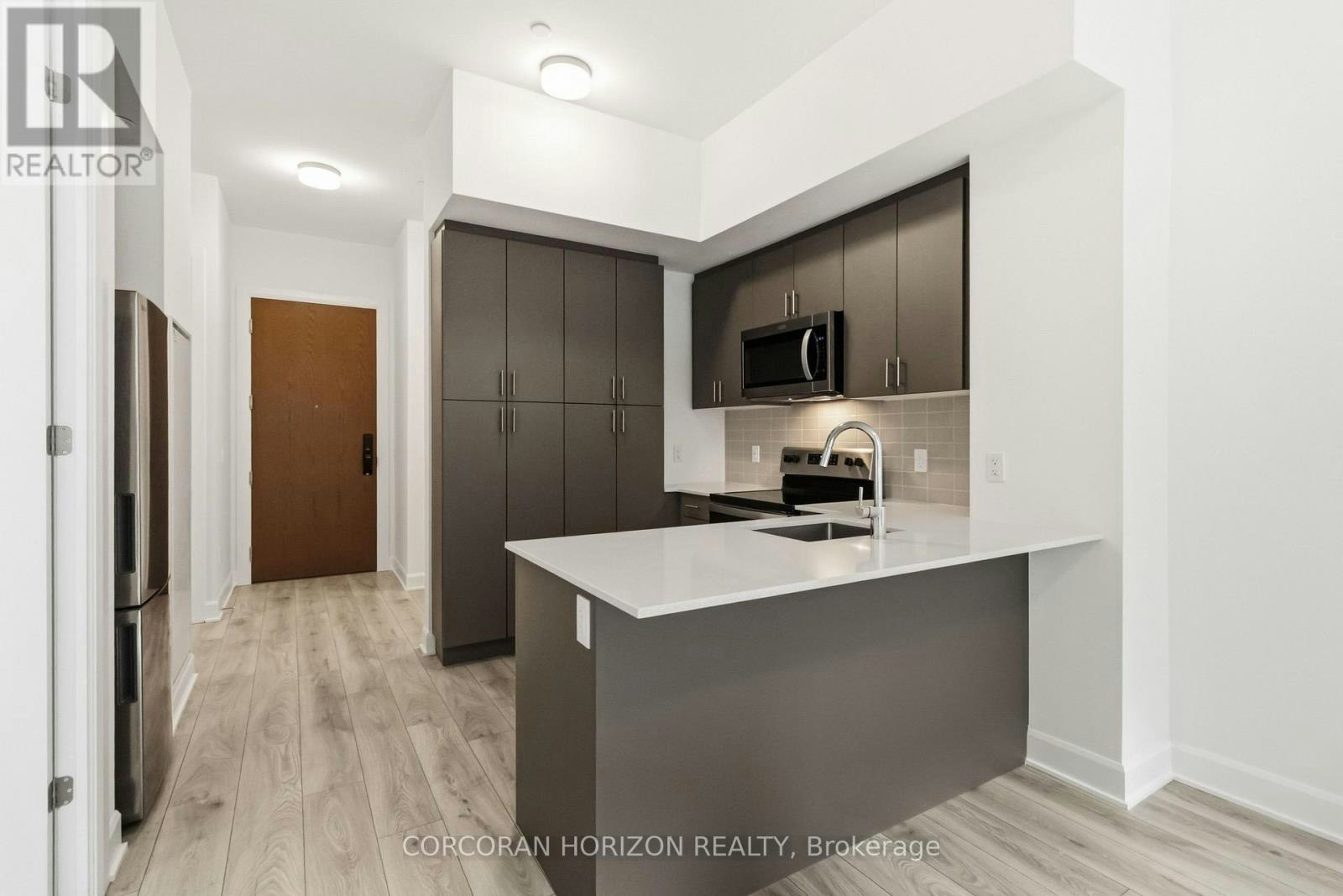 120-3240 William Coltson Avenue, Oakville, ON, L6H 8C8 - 3