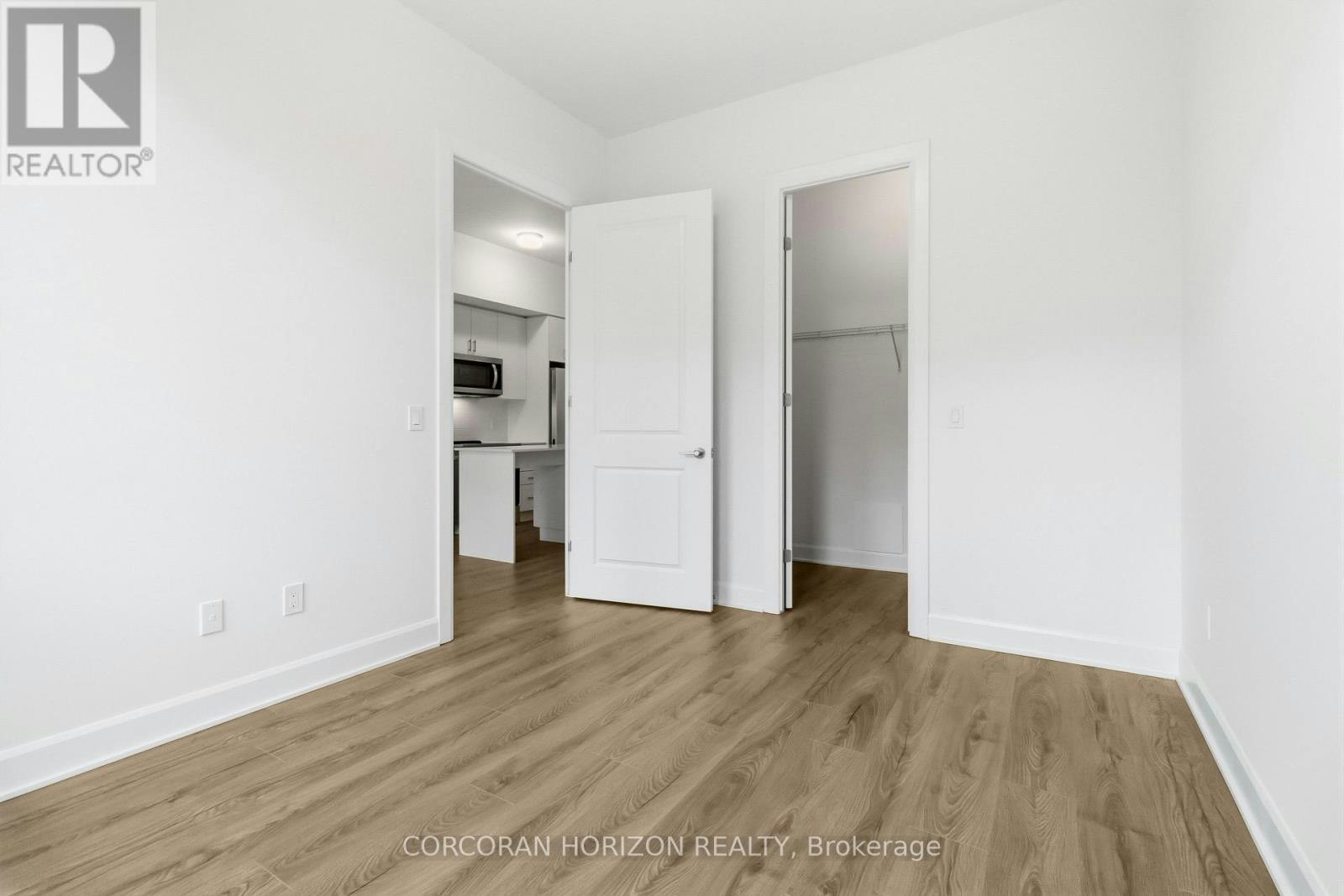 114-3240 William Coltson Avenue, Oakville, ON, L6H 8C8 - 10