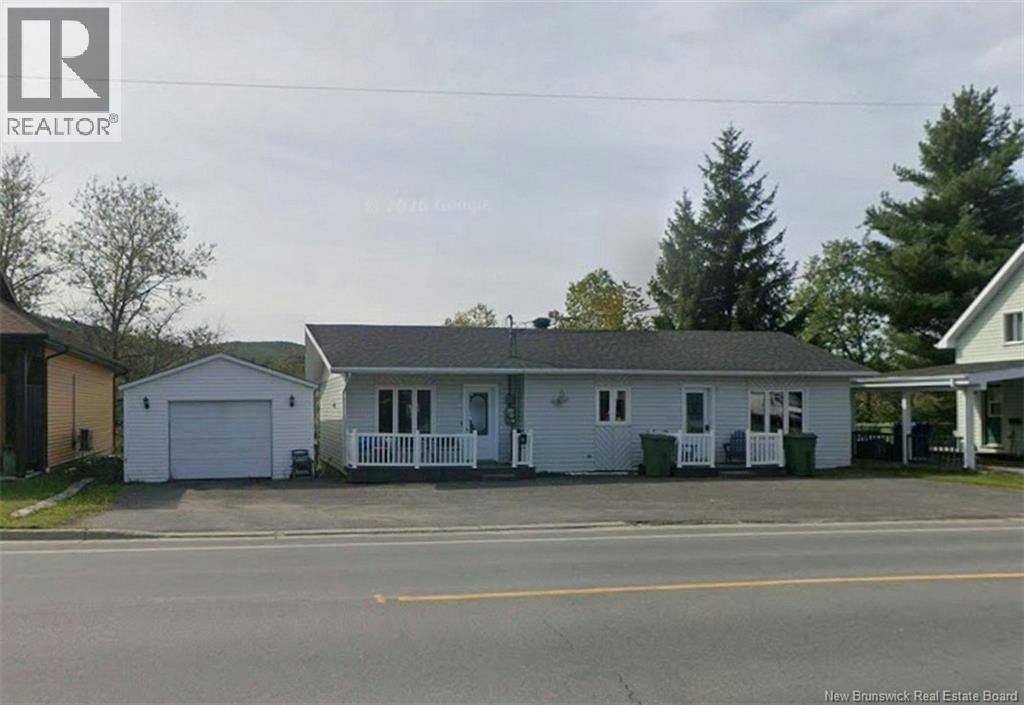 832 Victoria Street, Edmundston, NB, E3V 3T1