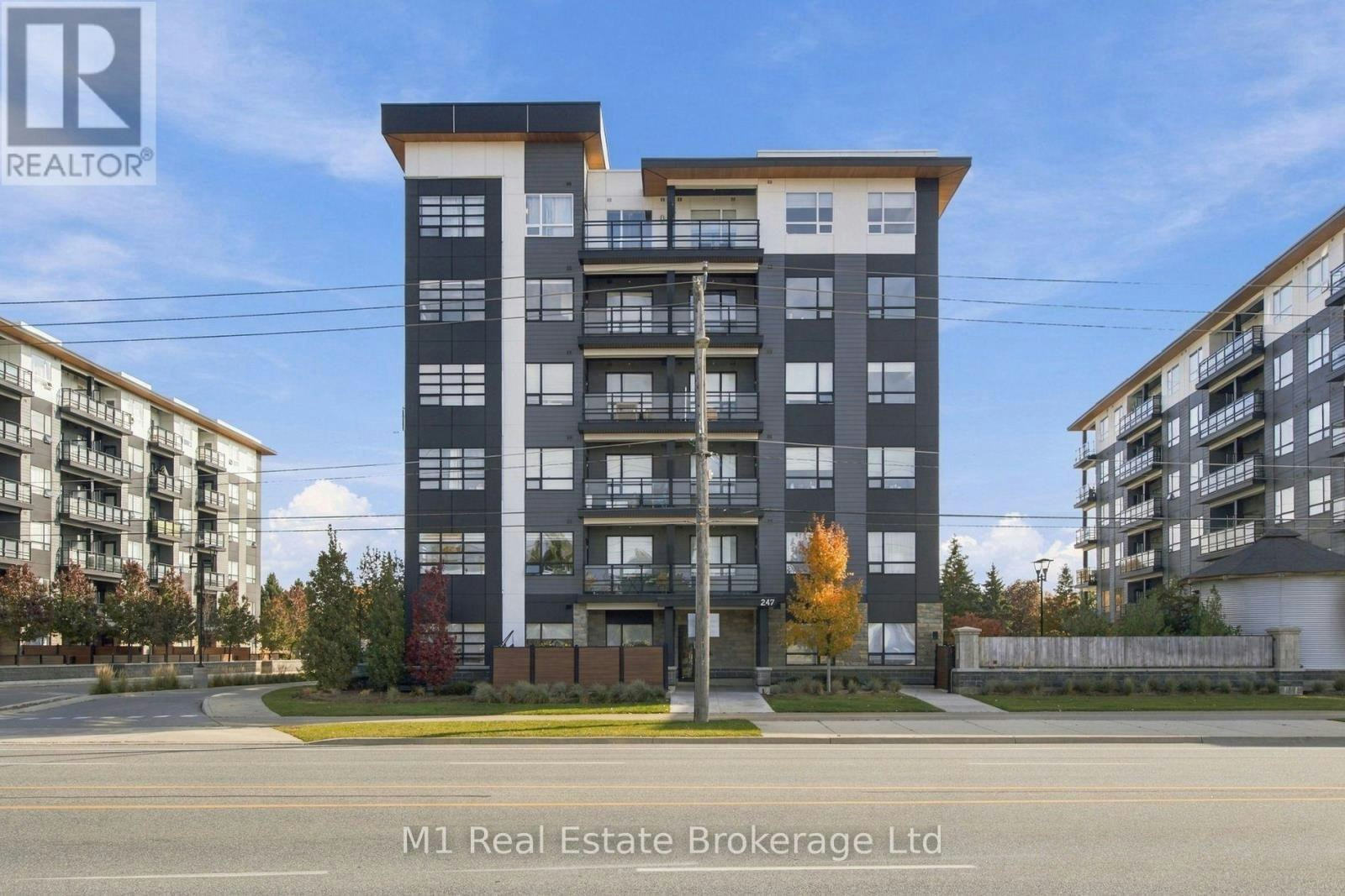 602-247 Northfield Drive E, Waterloo, ON, N2K 0H1