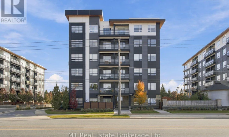 602-247 Northfield Drive E