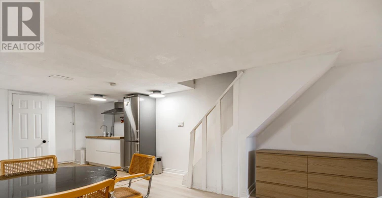 LOWER-1057 Davenport Road, Toronto, ON, M6G 2C2 - 8