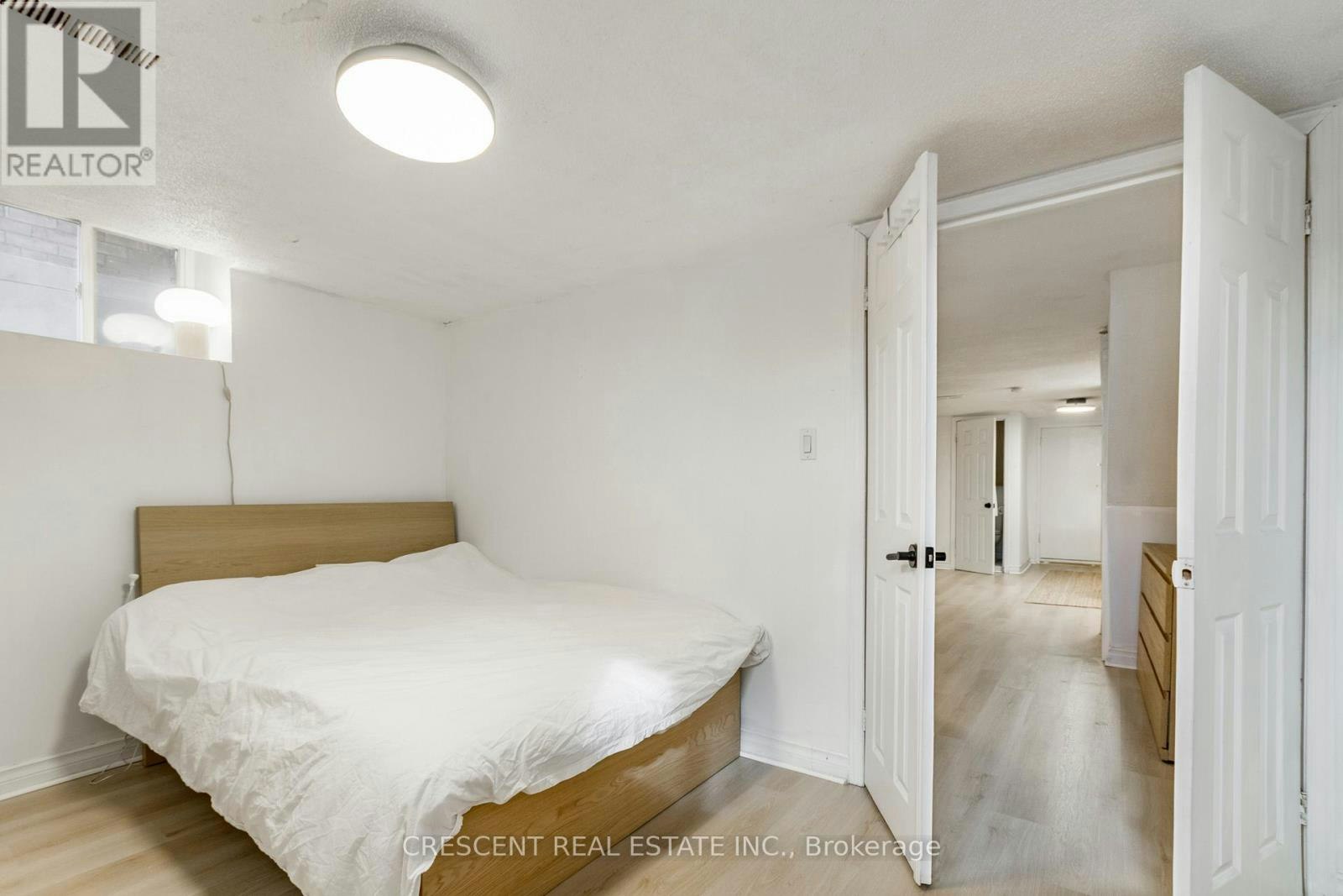 LOWER-1057 Davenport Road, Toronto, ON, M6G 2C2 - 12